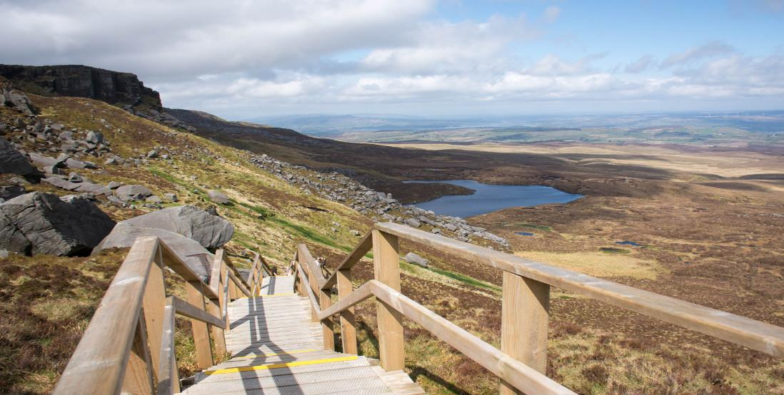 COMBINING GEOCACHING WITH TRAVEL