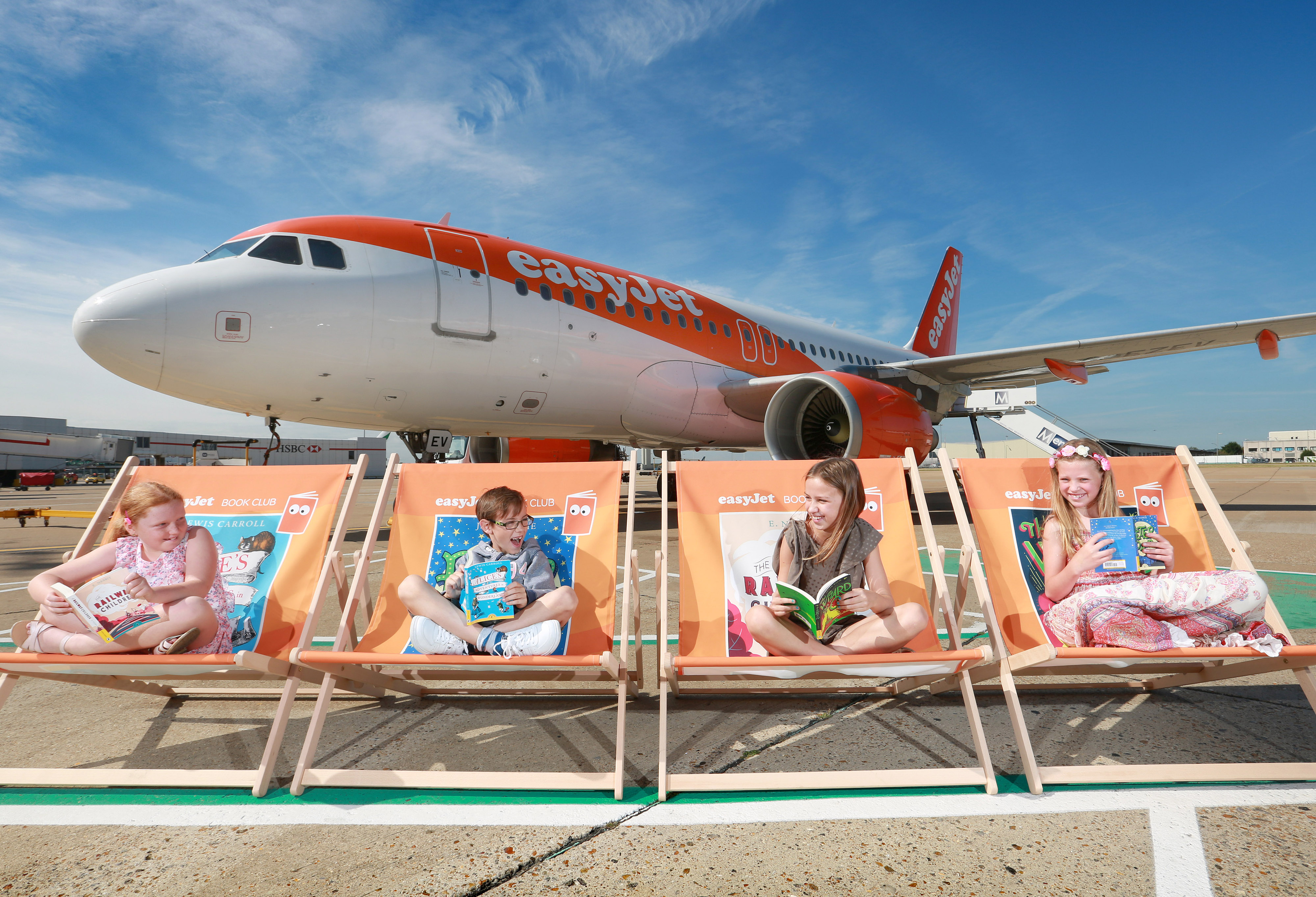 ENTERTAINING CHILDREN ON A FLIGHT